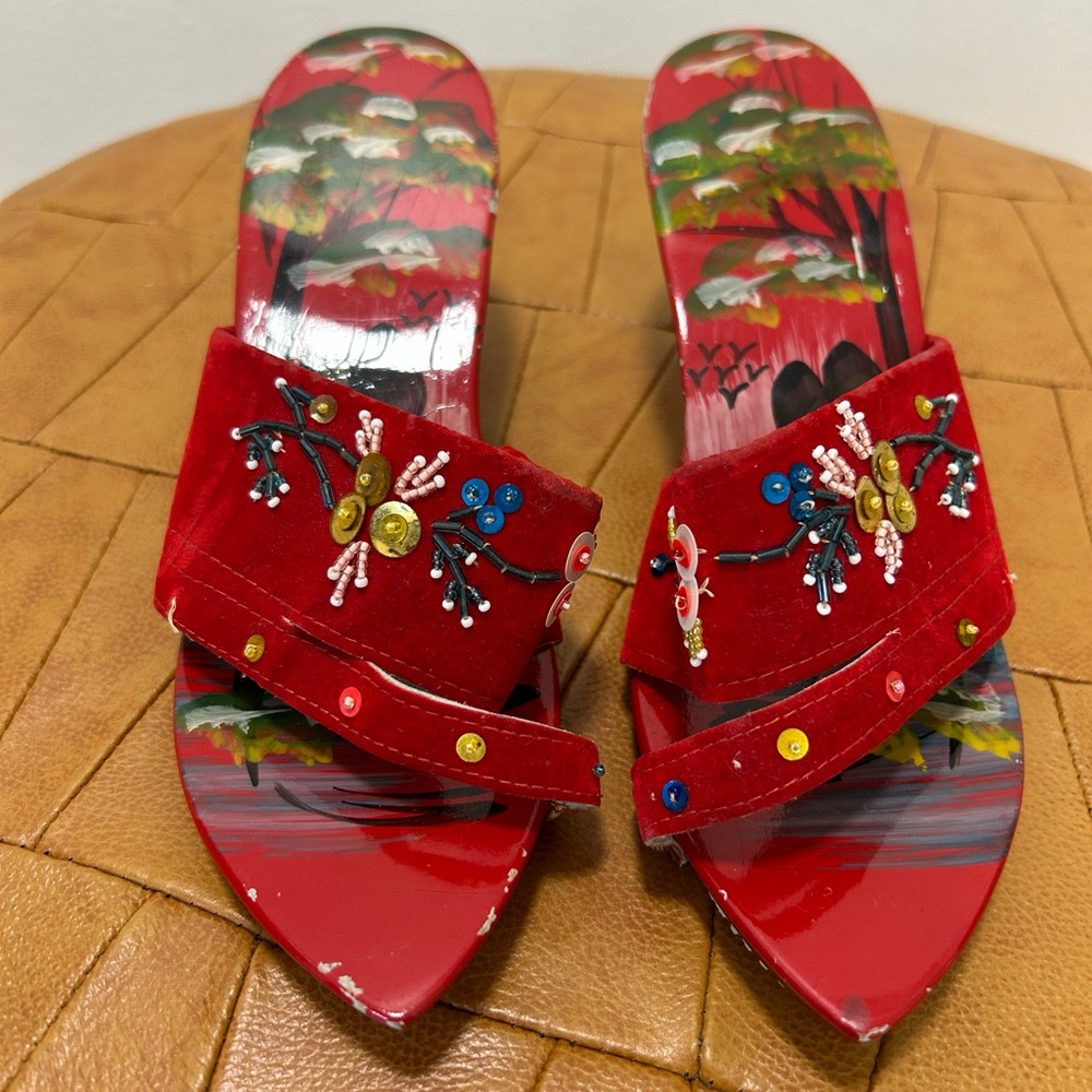 Size 6 Wooden Vietnamese Heels